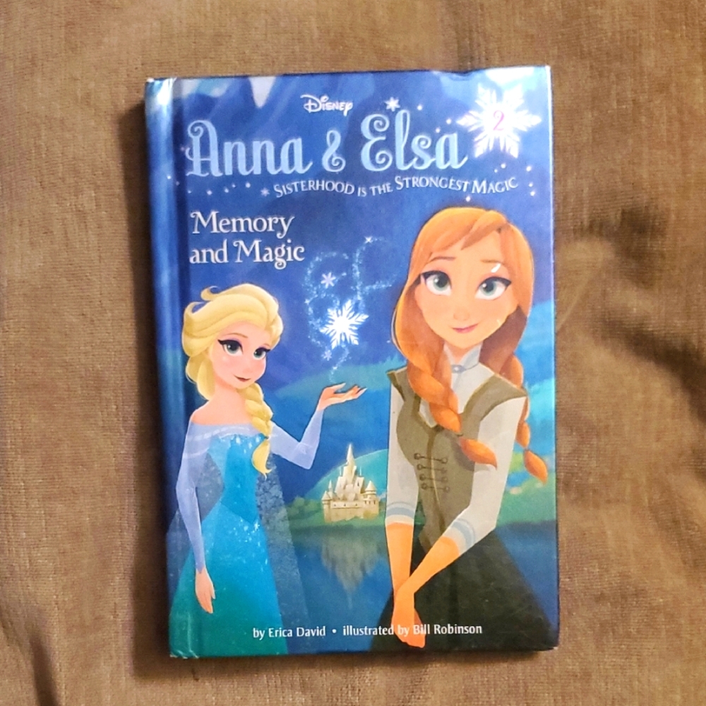 Disney Anna & Elsa Memory and Magic Book Volume 2